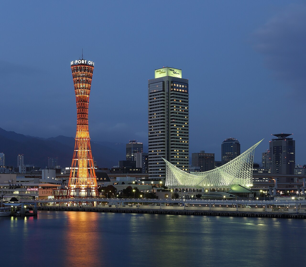神戸ポートタワーの風景